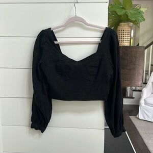Vestique long sleeve crop top